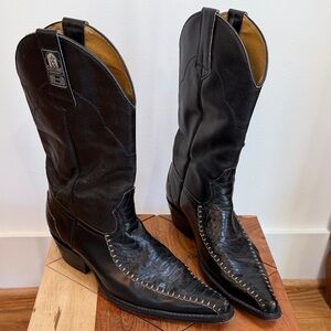 Cheyenne Genuine Boots- Black Western/Cowboy Pointed Toe, Crocodile Embossed 28
